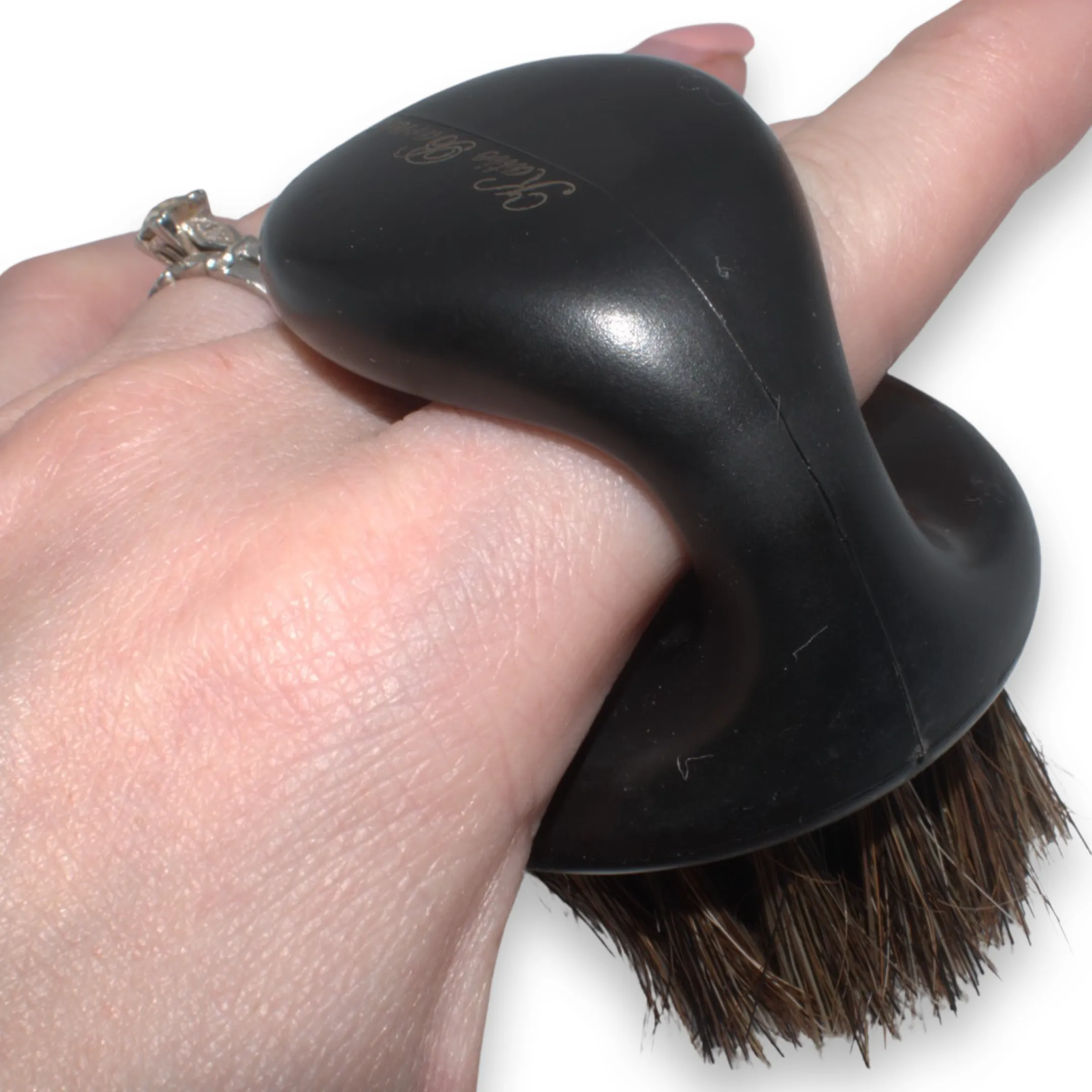 KB Nail Dust Brush